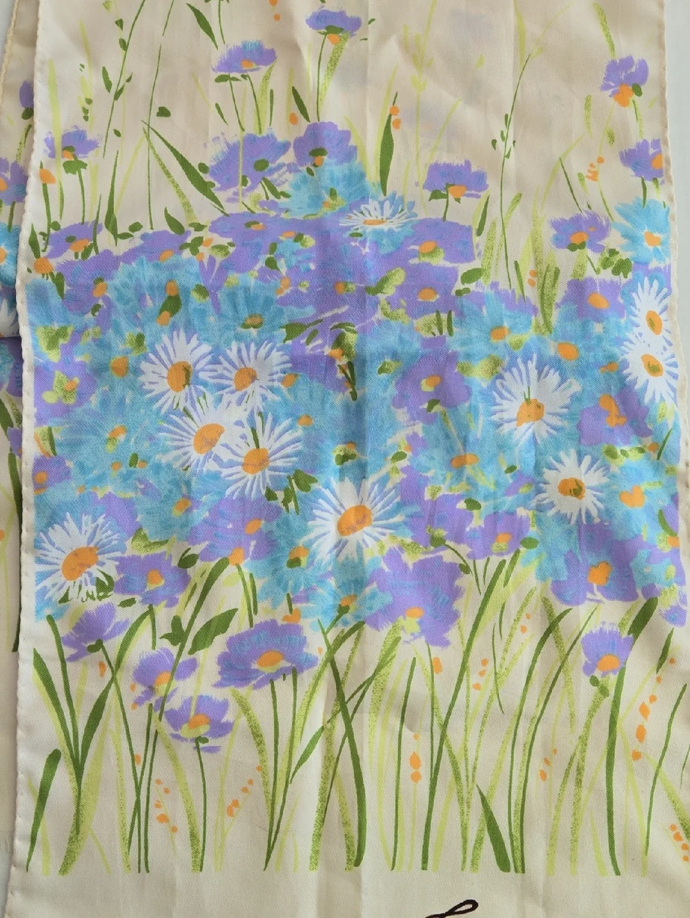 Leonardi Vintage Italian Floral Scarf in Cream with Blue & Green Bouquet Daisies